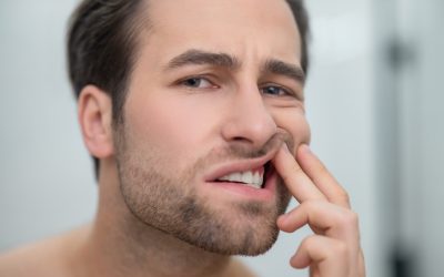 Retracción de las encías en los dientes